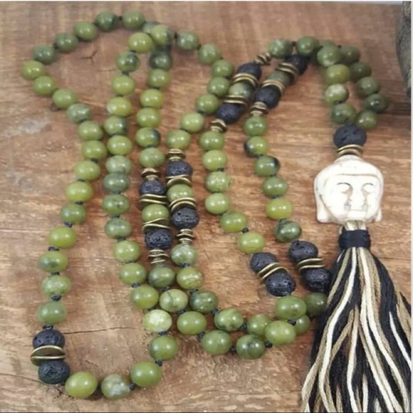 Jade and lava stone Buddha meditation mala - Picture 5 of 5